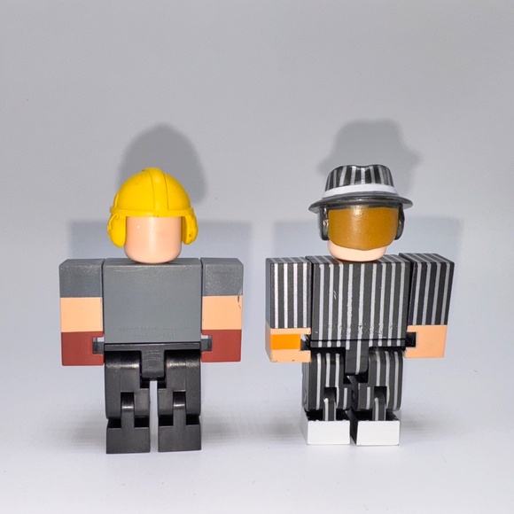 Roblox Car Crusher 2 Figures Series 4 Two Figure‎ Lot - Picture 4 of 4